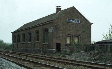 VAULX  DIA 80-3748.jpg